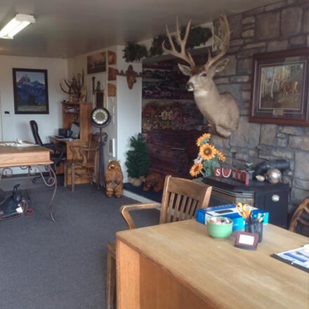 Office with desk and decorations